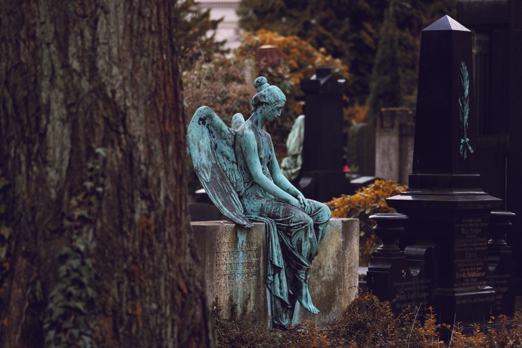 ce pachet de servicii funerare alegi
